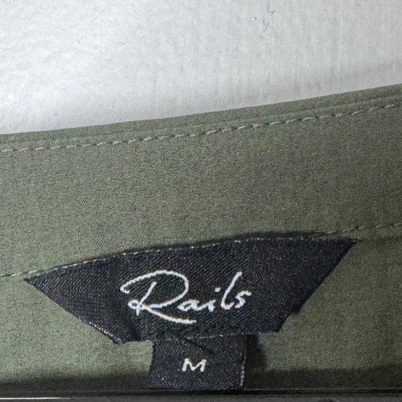 Rails Green Maple Olive Smoke Long Sleeve V Neckline Midi Dress Size Medium - Picture 15 of 16